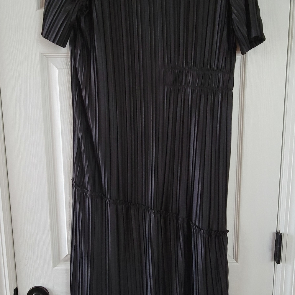ZARA BLACK CRINKLE DRESS